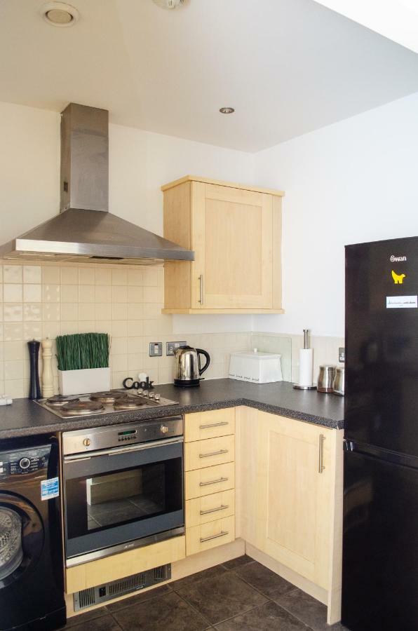 Serviced Apartment In Liverpool City Centre - Free Parking - Balcony - By Happy Days Luaran gambar