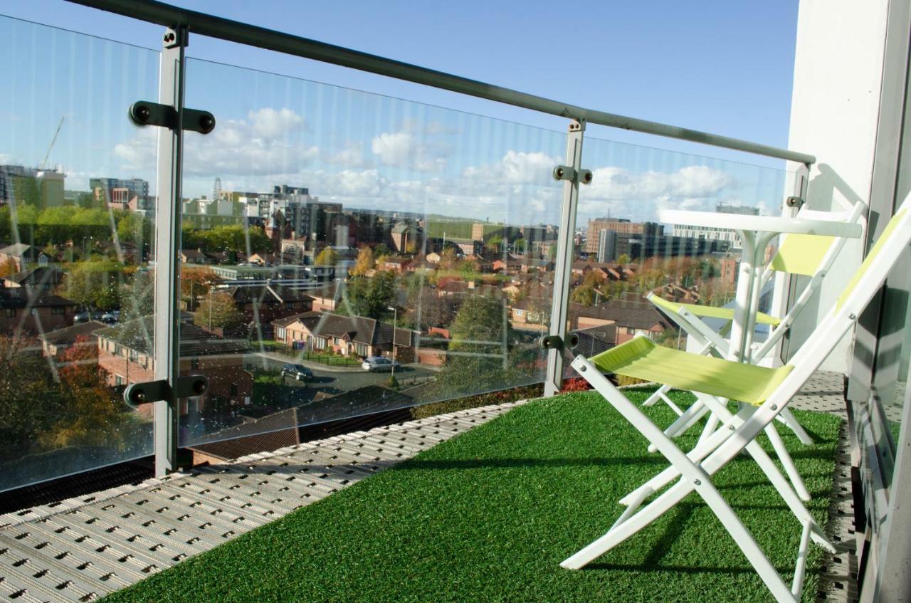 Serviced Apartment In Liverpool City Centre - Free Parking - Balcony - By Happy Days Luaran gambar